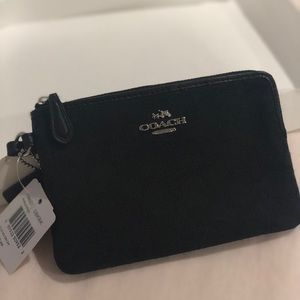 COACH Outline Signature Corner Zip Wristlet Black